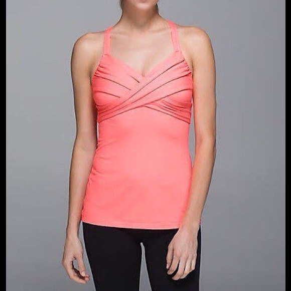 Lululemon Wrap It Up Tank - Picture 1 of 4